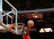 米兰捕鱼-包含篮球巨星获奖后发表演说感激球迷的词条