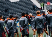 米兰真人-阿贾克斯备战欧国联首战，全队迎接挑战