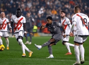 milan.com-皇马铁卫伤愈复出，助球队取得连胜的简单介绍