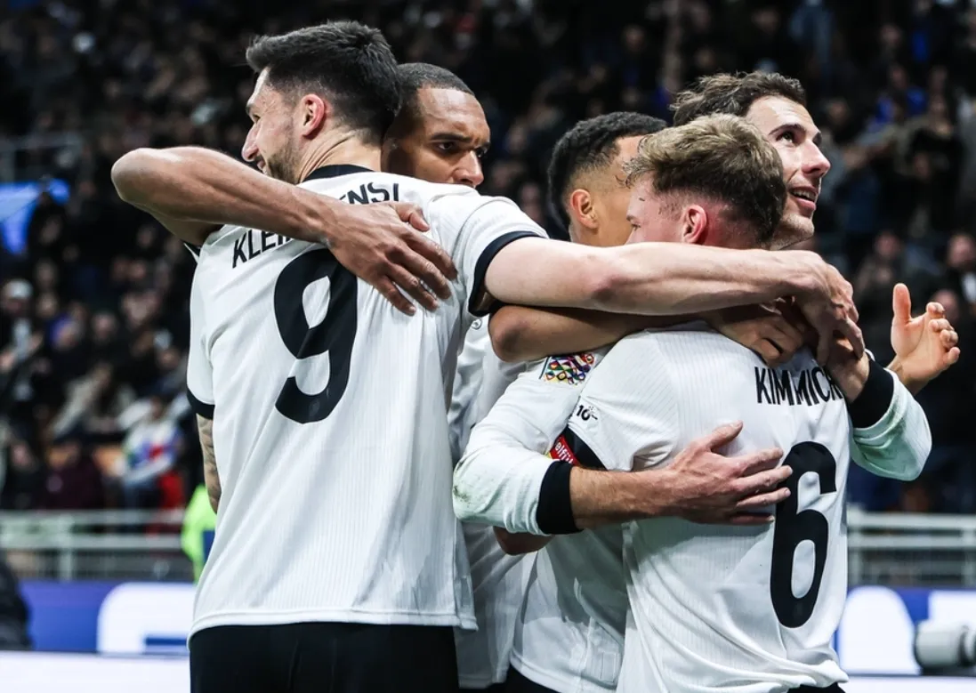 瑞士国家队首次晋级欧国联四强,备战半决赛大战 瑞士国家队首次晋级欧国联四强,备战半决赛大战