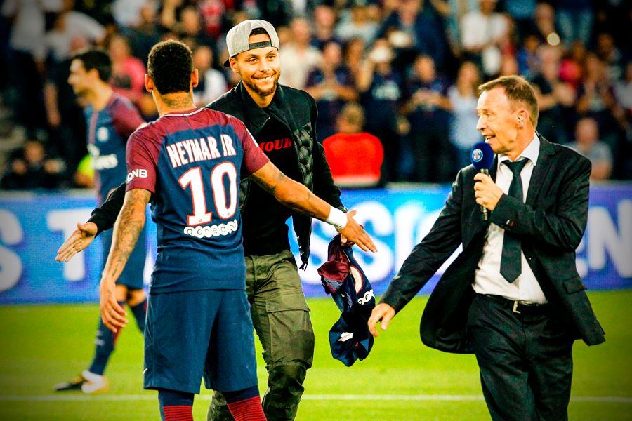 汉诺威俱乐部迎战美因茨,两队互交白卷 汉诺威俱乐部迎战美因茨,两队互交白卷