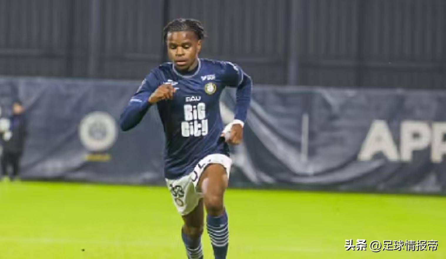 柏林赫塔主场战平对手收获一分 柏林赫塔主场战平对手收获一分