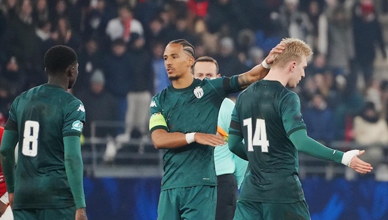 贝尔纳特破门，摩纳哥绝杀胜巴黎圣日耳曼