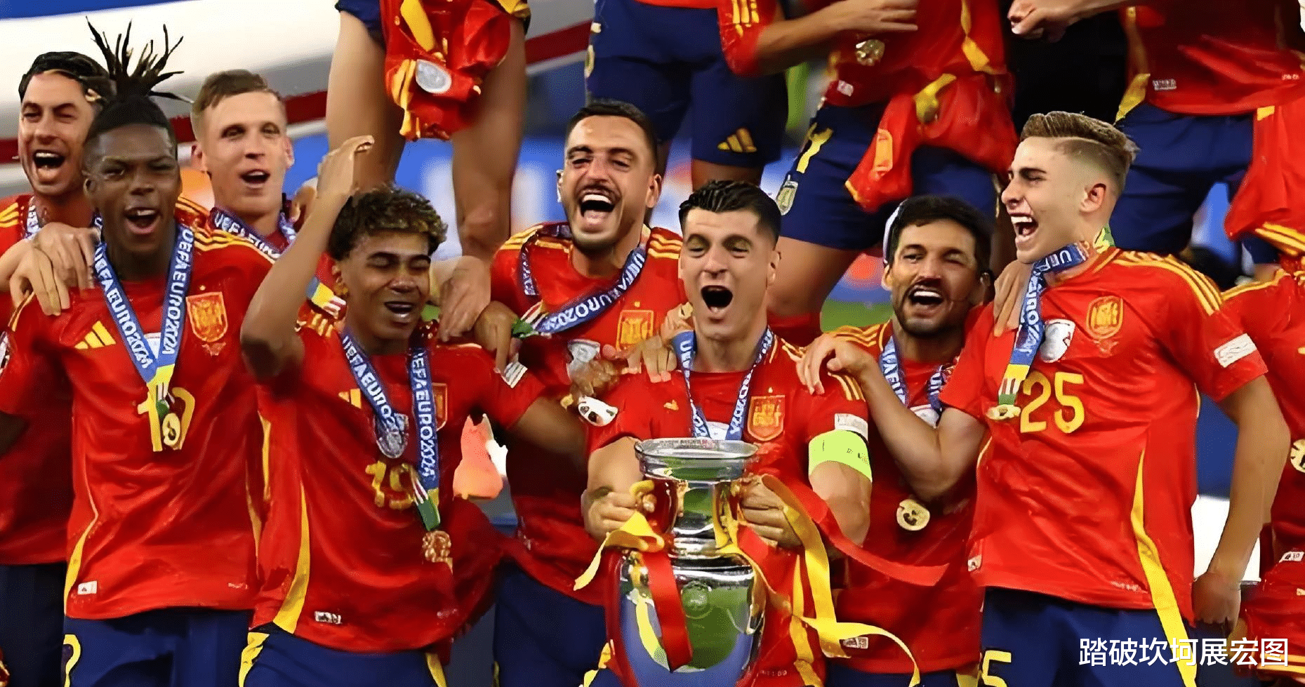 西班牙足球队连续两场零失球取胜 西班牙足球队连续两场零失球取胜