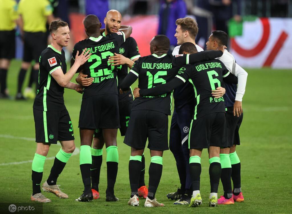 关于沃尔夫斯堡客场半途放弃飞天,跌入降级区的信息 关于沃尔夫斯堡客场半途放弃飞天,跌入降级区的信息