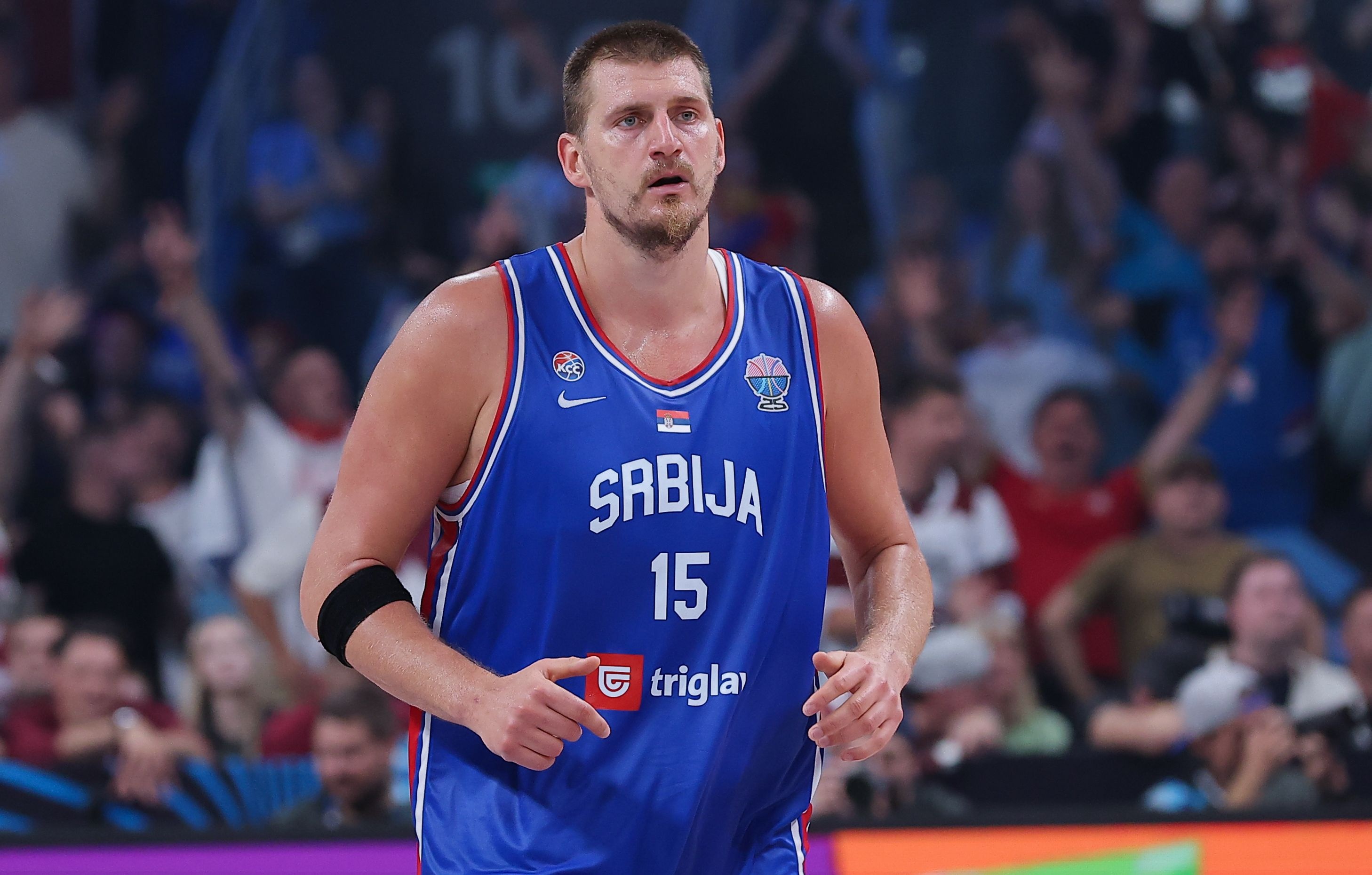 澳大利亚男篮横扫土耳其男篮,伦纳德制霸全场 澳大利亚男篮横扫土耳其男篮,伦纳德制霸全场