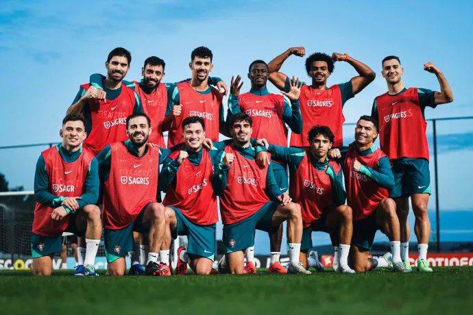 阿贾克斯备战欧国联首战,全队迎接挑战 阿贾克斯备战欧国联首战,全队迎接挑战