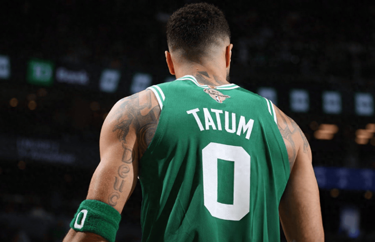 凯尔特人大胜雄鹿，塔图姆关键三分