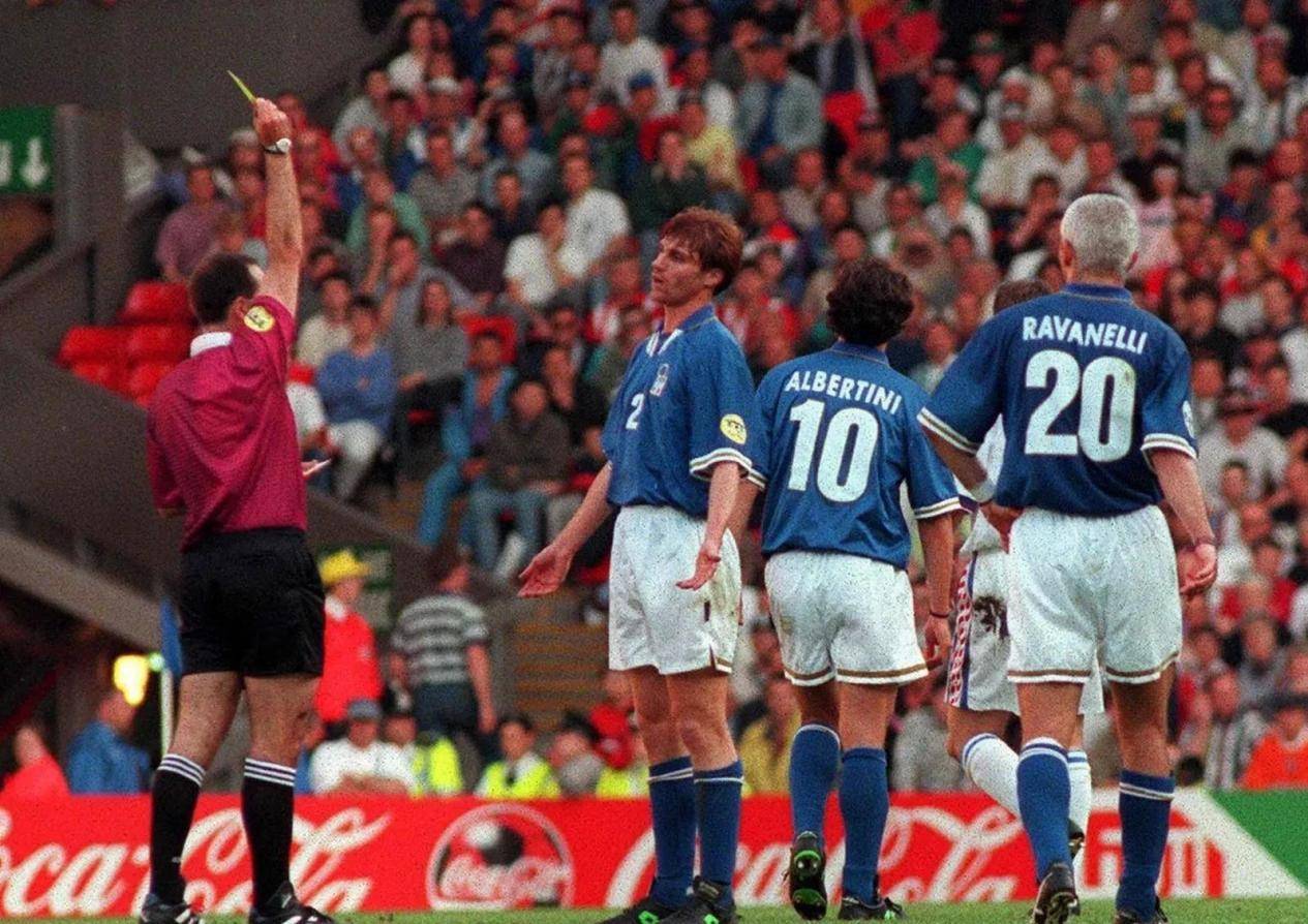 意大利足球风云变幻:球迷热情呐喊加油的简单介绍 意大利足球风云变幻:球迷热情呐喊加油的简单介绍