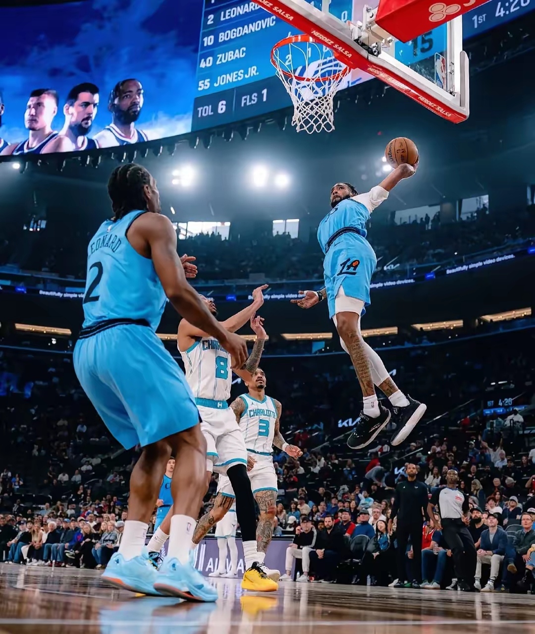 快船绝杀勇士,取得重要胜利 快船绝杀勇士,取得重要胜利