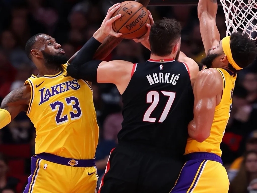 开拓者惨负国王，遭遇两连败