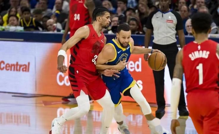 勇士逆转开拓者,取得重要胜利的简单介绍 勇士逆转开拓者,取得重要胜利的简单介绍