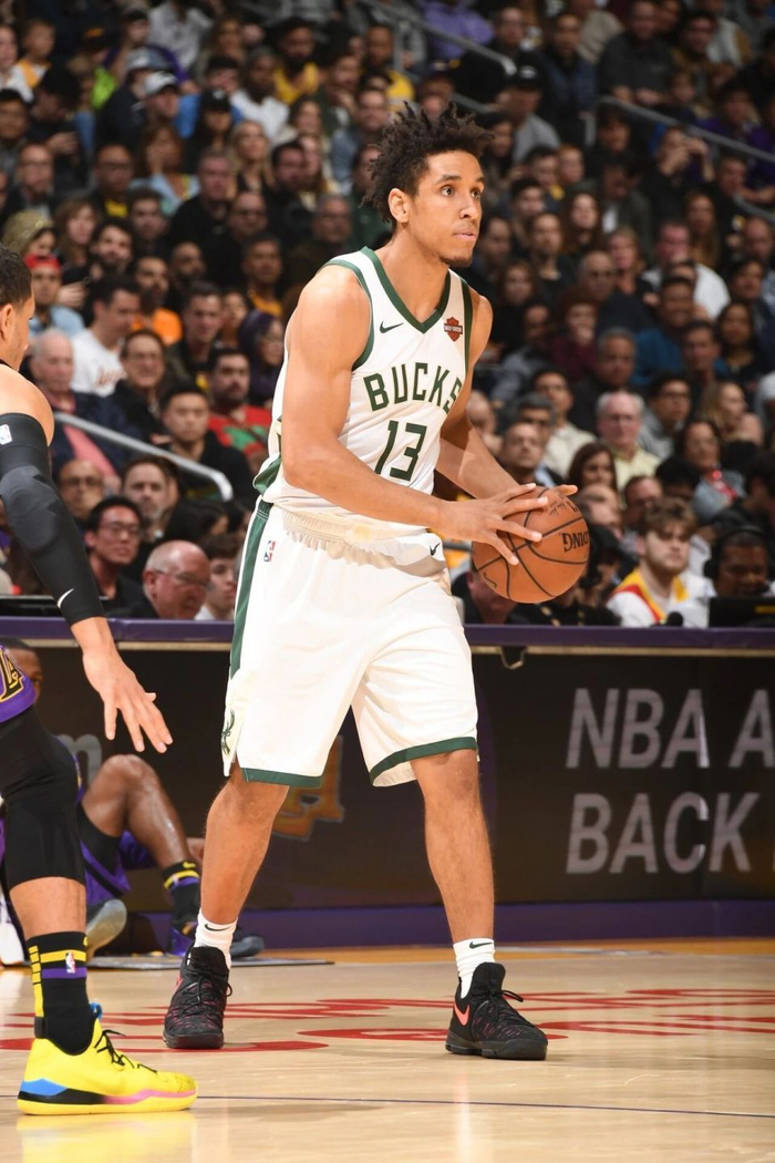 步行者主场击败爵士,布罗格登发挥出色 步行者主场击败爵士,布罗格登发挥出色