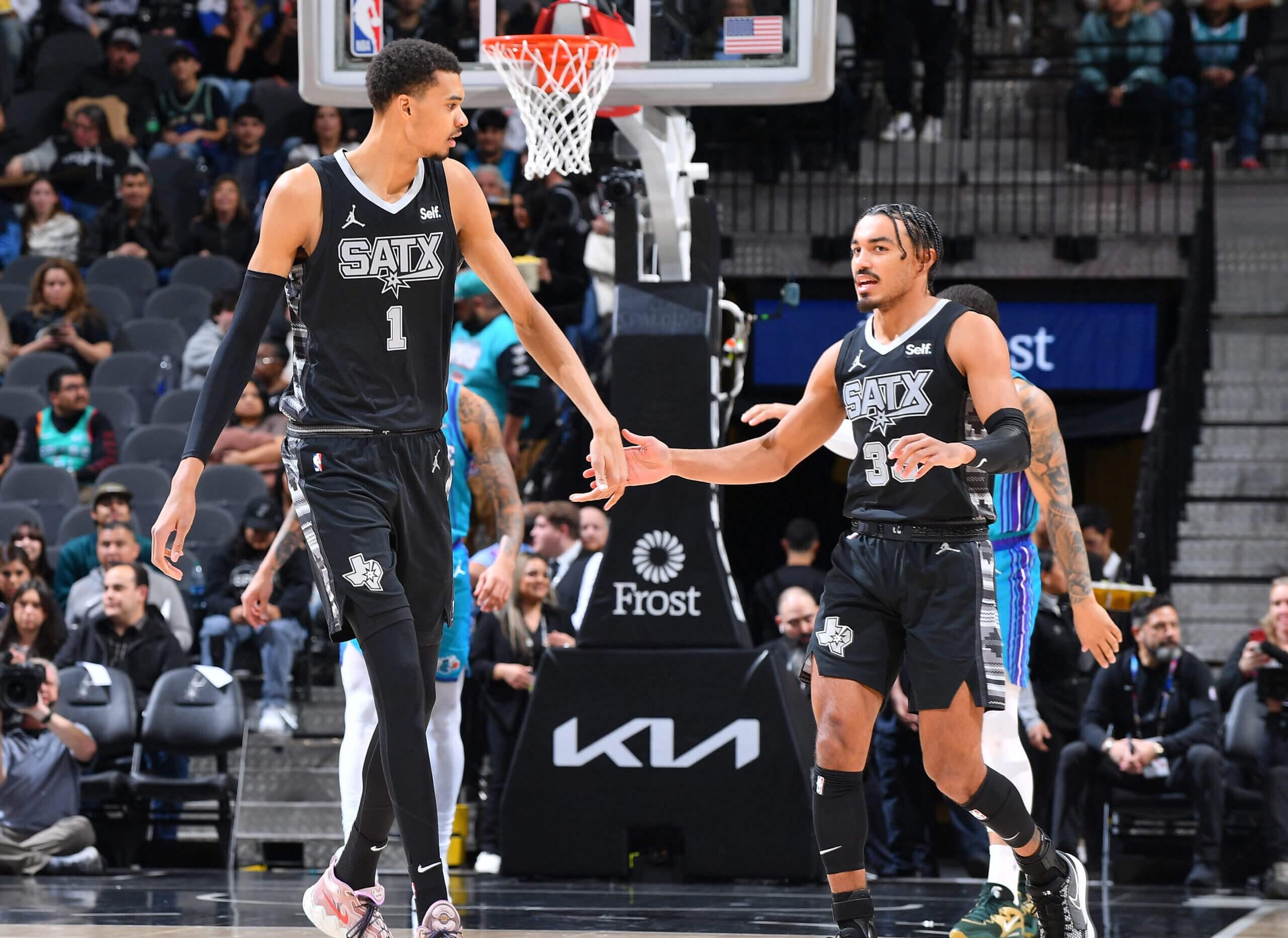 火箭击败马刺结束败局 火箭击败马刺结束败局