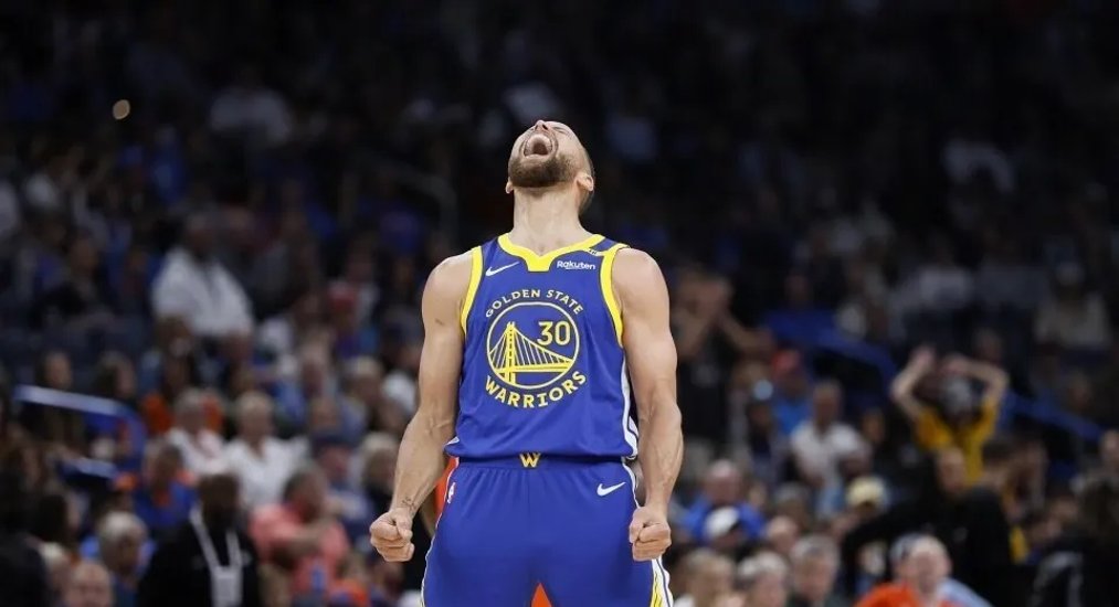 勇士再胜开拓者，勇夺距离总决赛仅一步